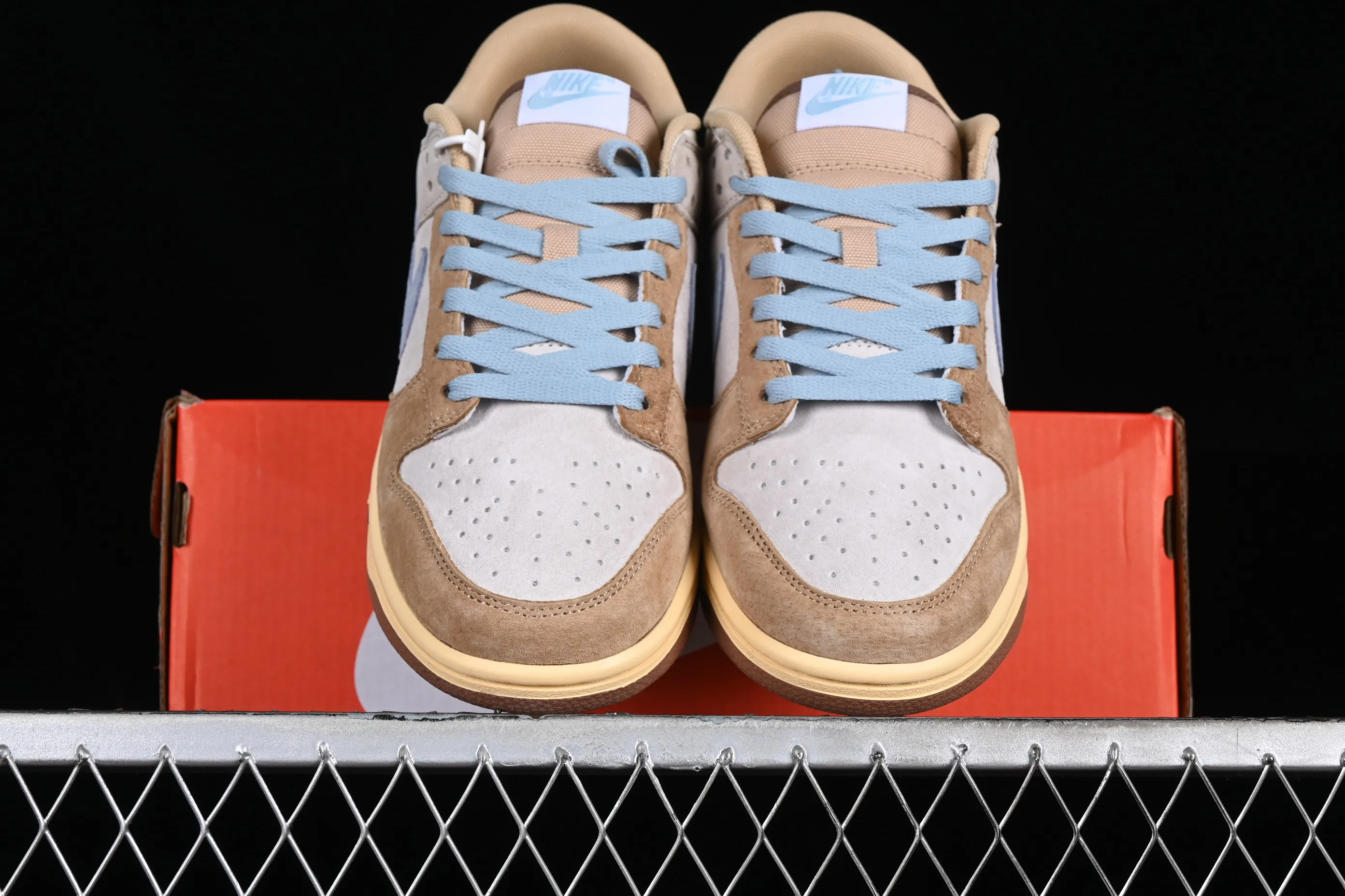 All Categories Nk SB Dunk Series Nk SB Dunk Low Low-top sneakers N version Nk Dunk Low "Sanddrift Blue" Old sand contrast style SB low-top sports and leisure sneakers HF0106-100